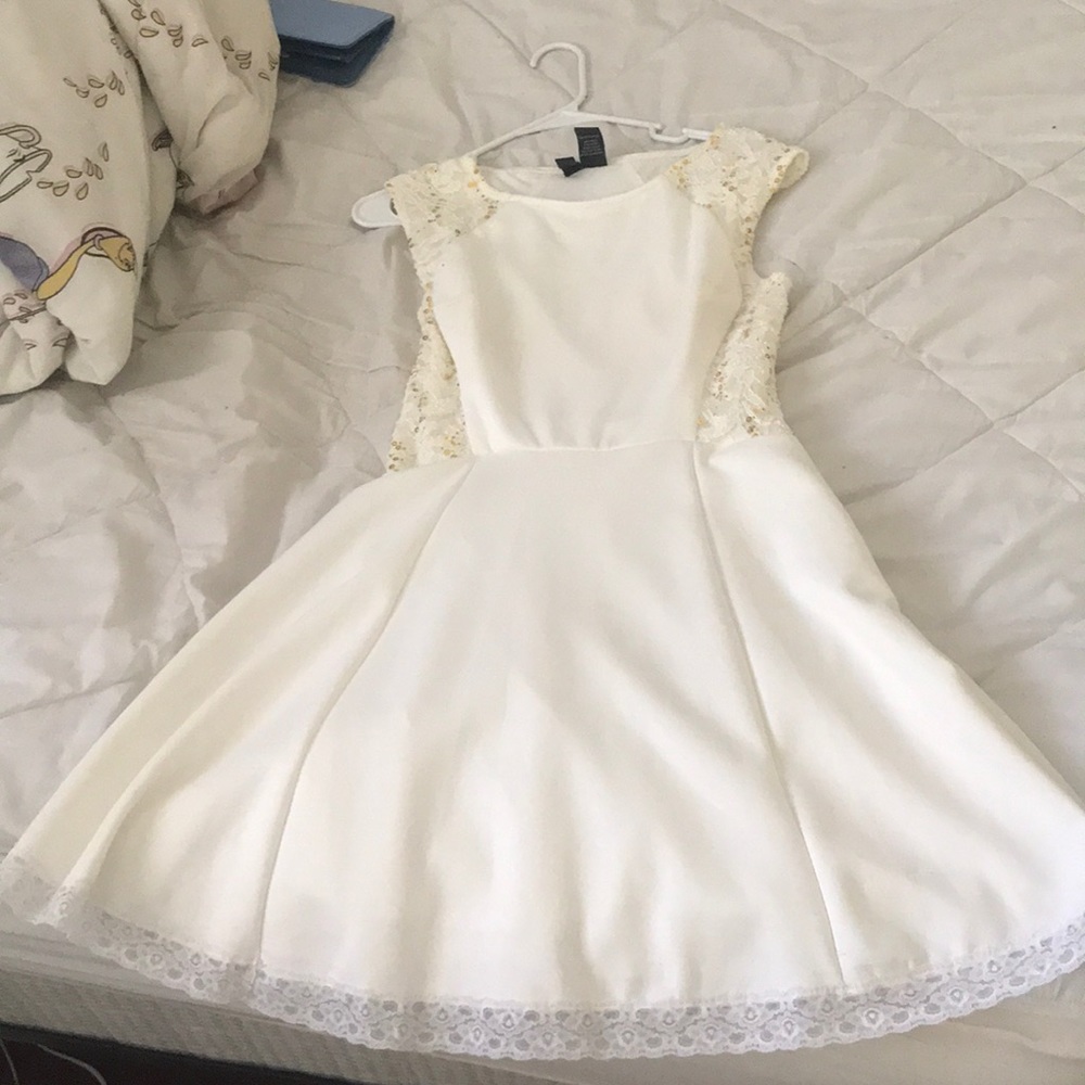 WHITE DRESS